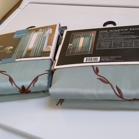 2 Panels Target Home Rocky River Contessa Curtains 54x84 NEW - Picture 4 of 6